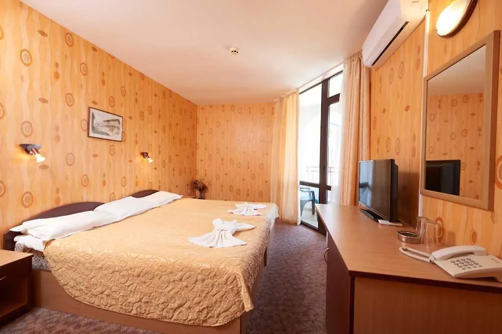 Hotel Smolyan Napospart 3*,