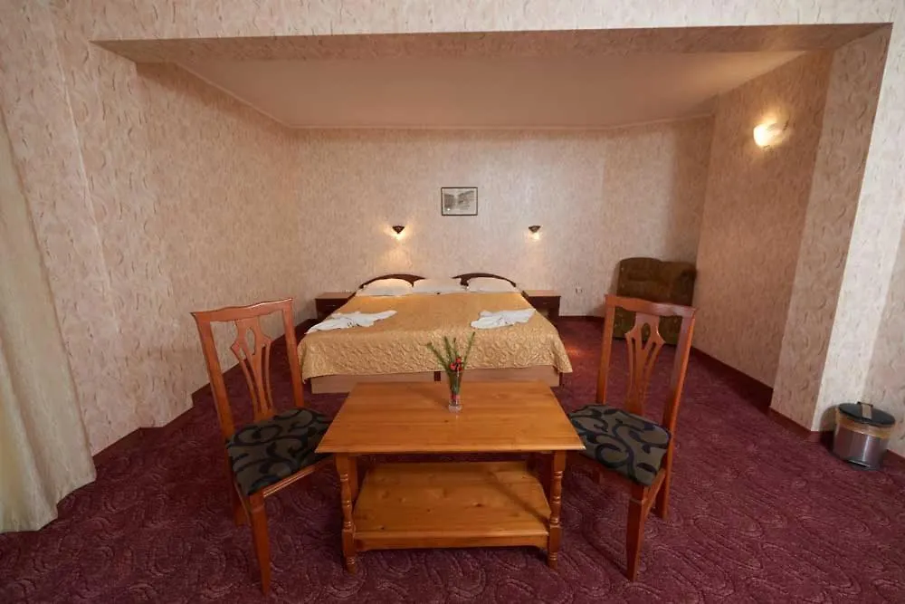 Hotel Smolyan Napospart Bulgária